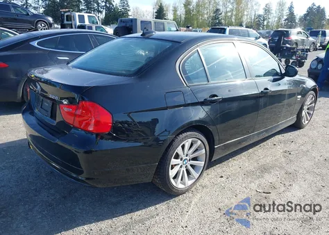 2011 BMW 328 Xi Sulev из США, поврежденный, VIN WBAPK5G57BNN25809